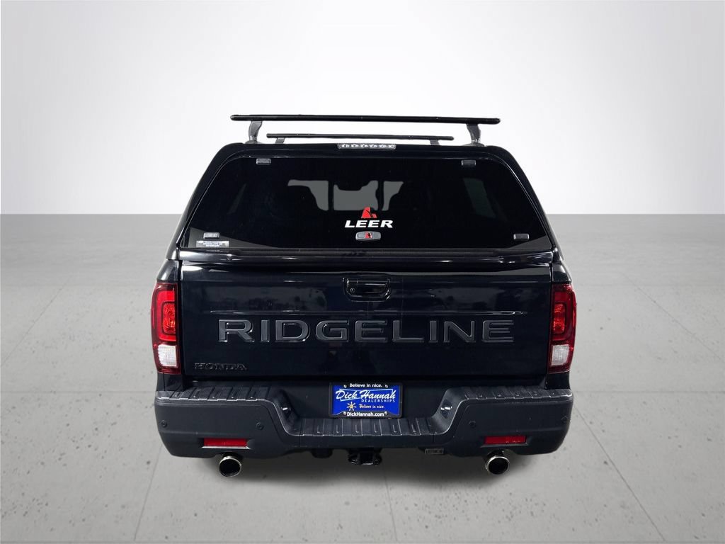 Used 2025 Honda Ridgeline Black Edition image 7