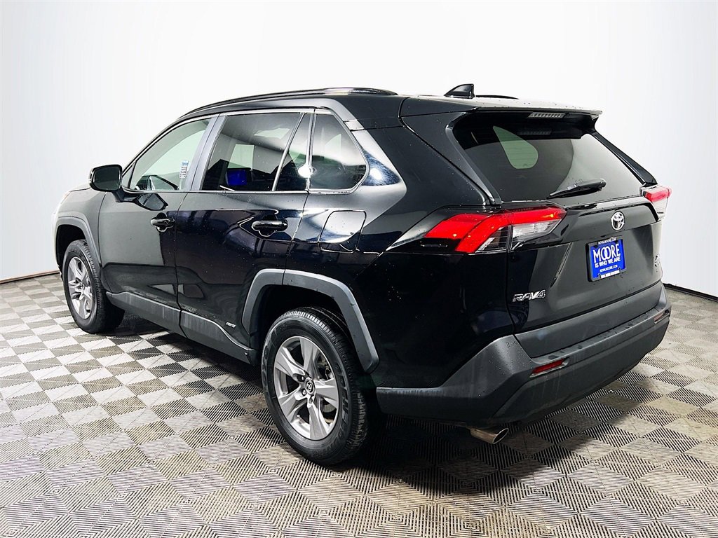 Certified 2025 Toyota RAV4 XLE image 6