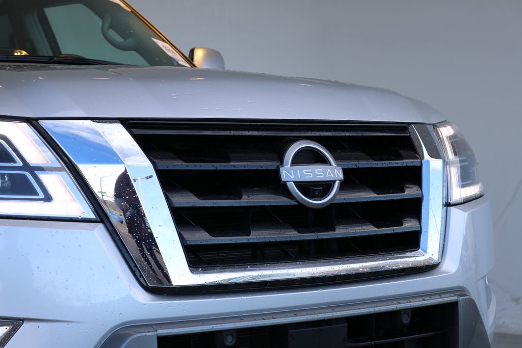 Used 2024 Nissan Armada SL image 12