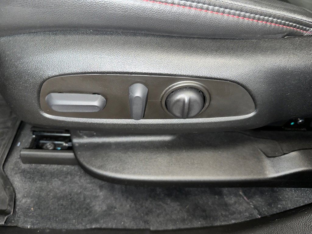 Certified 2023 Chevrolet Traverse RS w/ LPO, Floor Liner Package image 3