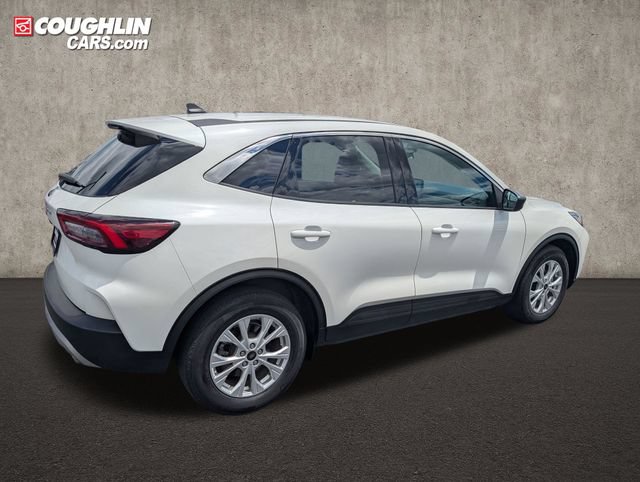 Used 2023 Ford Escape Active w/ Cold Weather Package FWD image 8