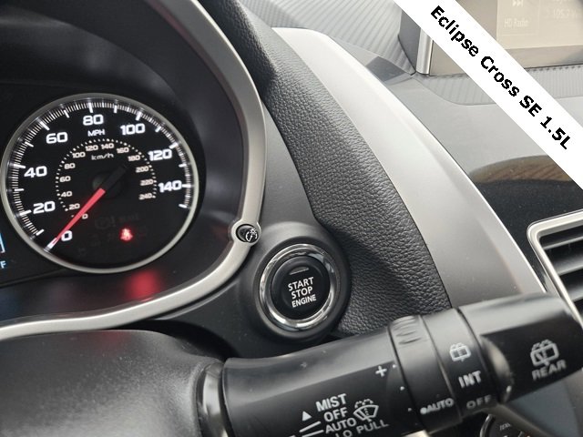 Used 2020 Mitsubishi Eclipse Cross SE image 27