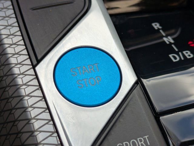 Used 2025 BMW i4 eDrive40 w/ Parking Assistance Package image 22