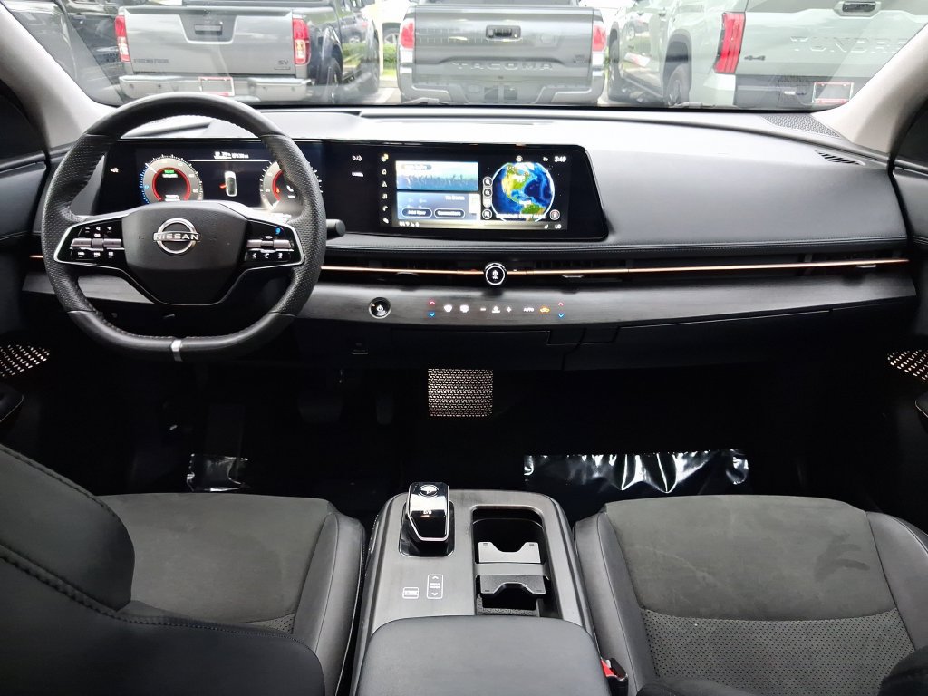 Used 2024 Nissan Ariya AWD image 15