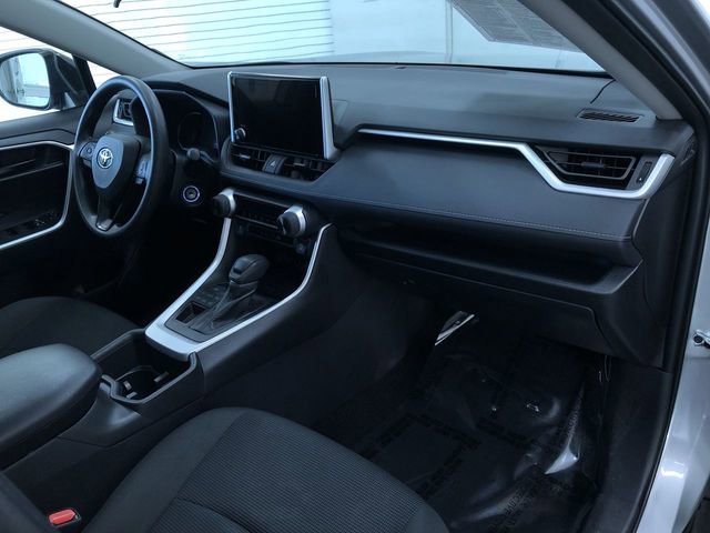 Certified 2025 Toyota RAV4 LE image 23