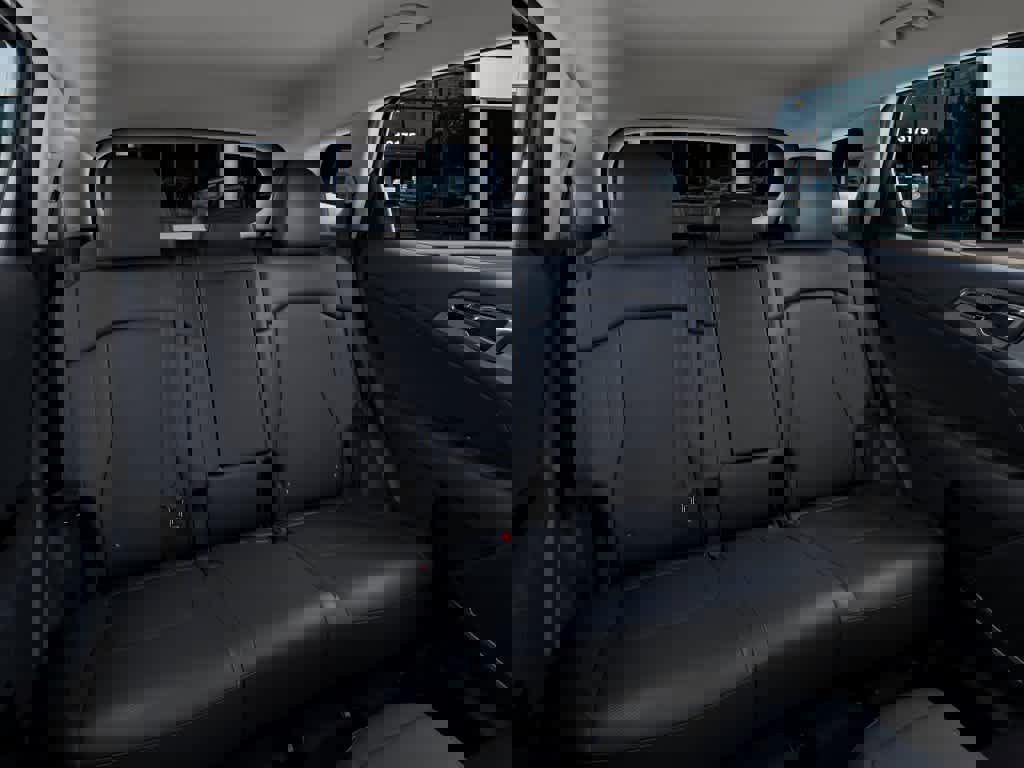 New 2026 Kia Sportage EX image 16