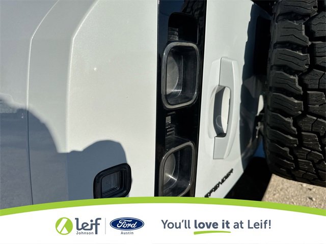 Used 2023 Land Rover Defender 110 V8 image 38