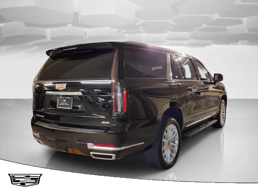 Certified 2025 Cadillac Escalade ESV Luxury AWD/4WD image 2
