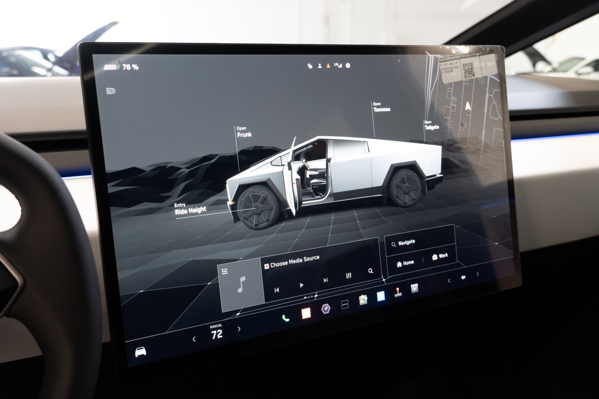 Used 2024 Tesla Cybertruck AWD Crew Cab image 16