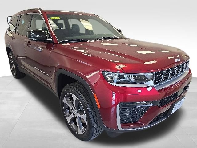 New 2026 Jeep Grand Cherokee L Limited AWD/4WD image 30