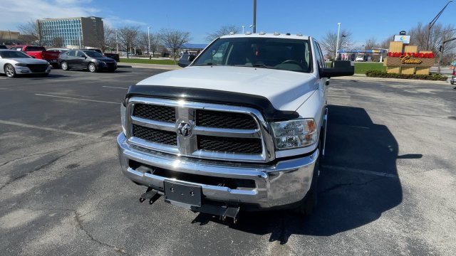 Used 2018 RAM 3500 Tradesman w/ Chrome Appearance Group AWD/4WD image 5