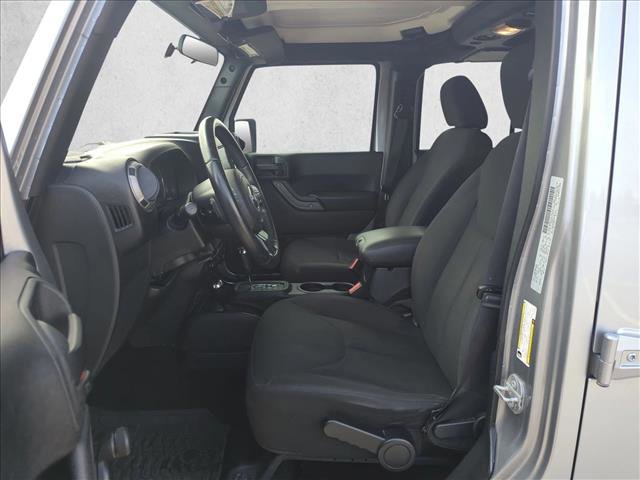 Used 2016 Jeep Wrangler Unlimited Sport w/ Connectivity Group image 12