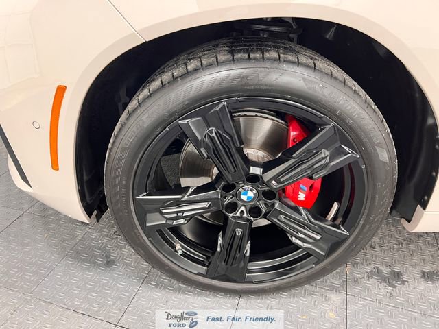 Used 2025 BMW X3 M50 w/ Premium Package image 16