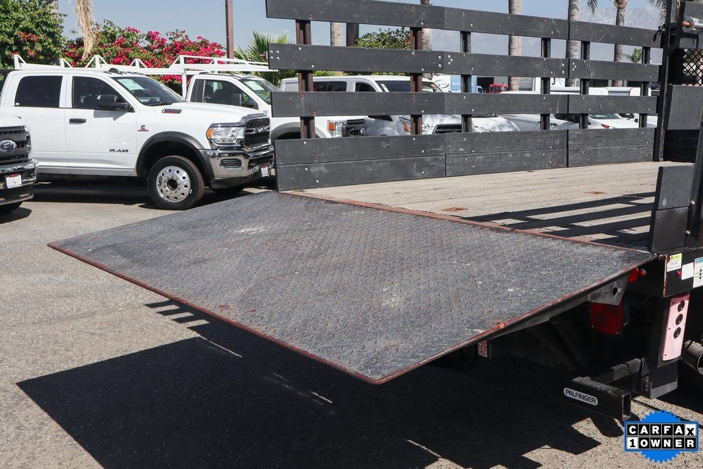 Used 2016 Ford F550 4x4 Crew Cab Super Duty image 11