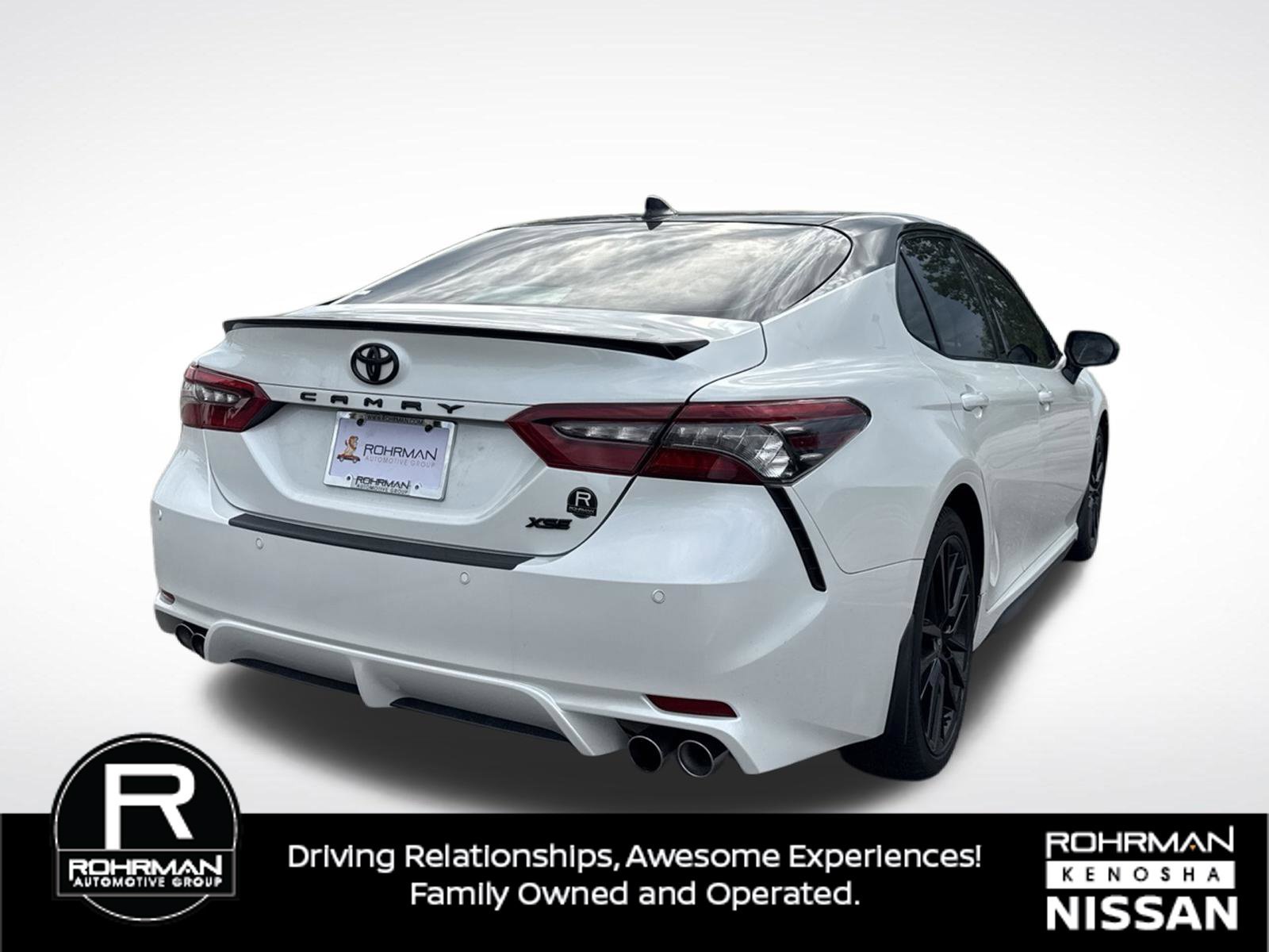 Used 2023 Toyota Camry XSE w/ Navigation Package FWD image 6