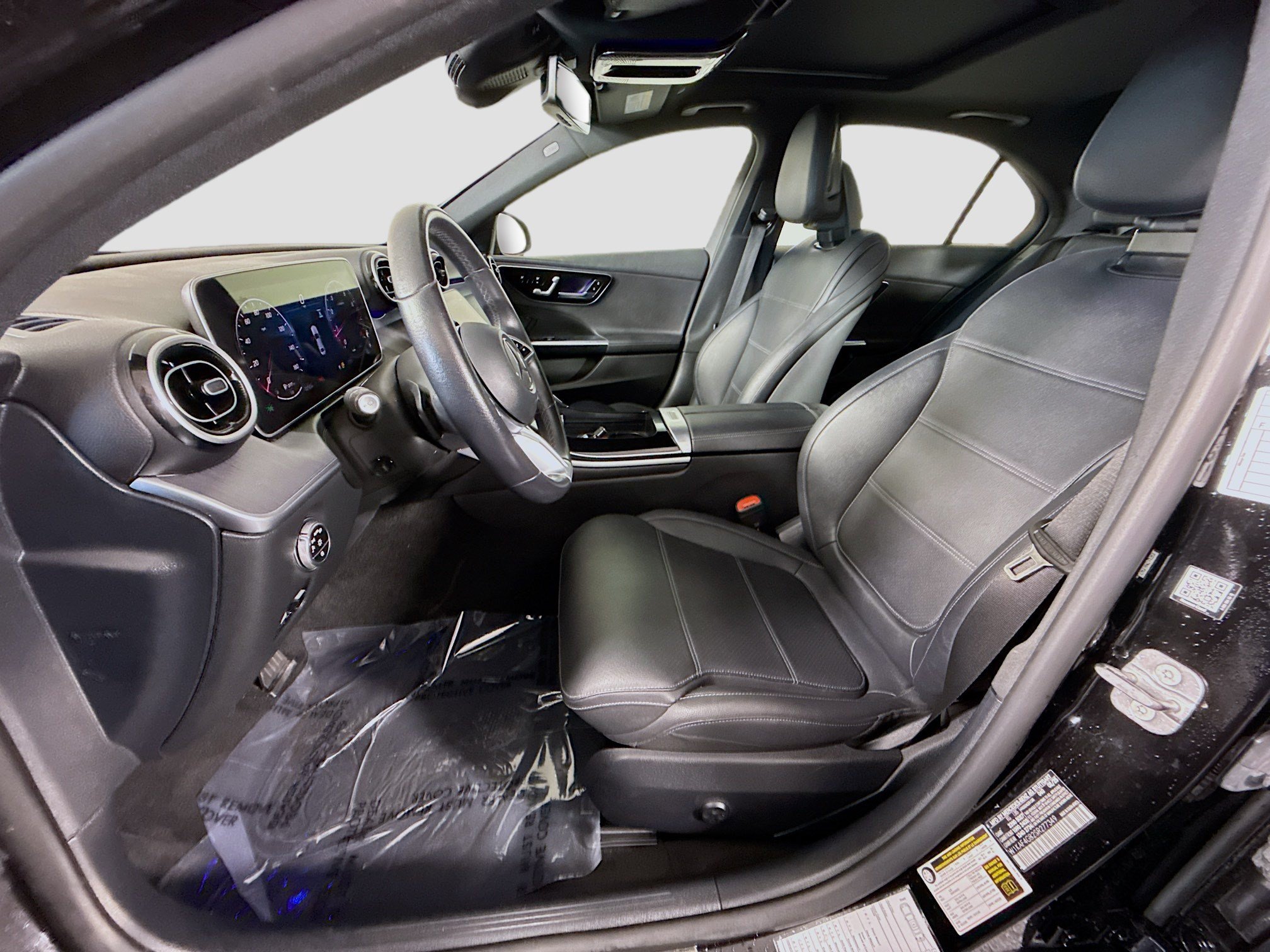 Used 2025 Mercedes-Benz C 300 Sedan image 22