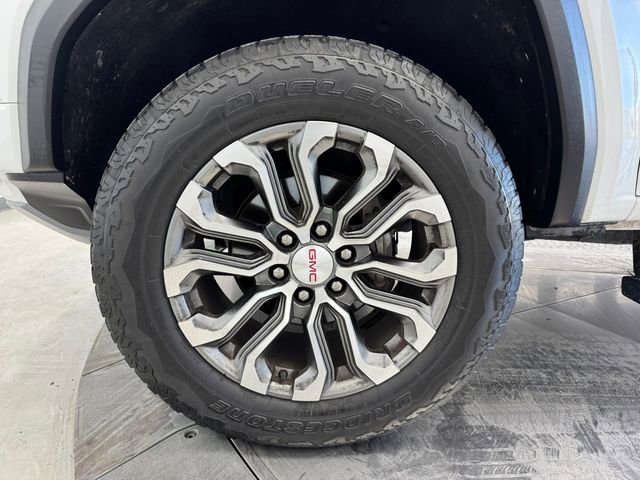 Used 2023 GMC Canyon Denali image 10