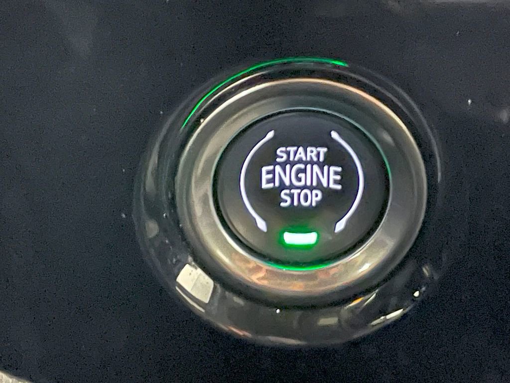 Used 2024 Chevrolet Silverado 1500 LT image 29