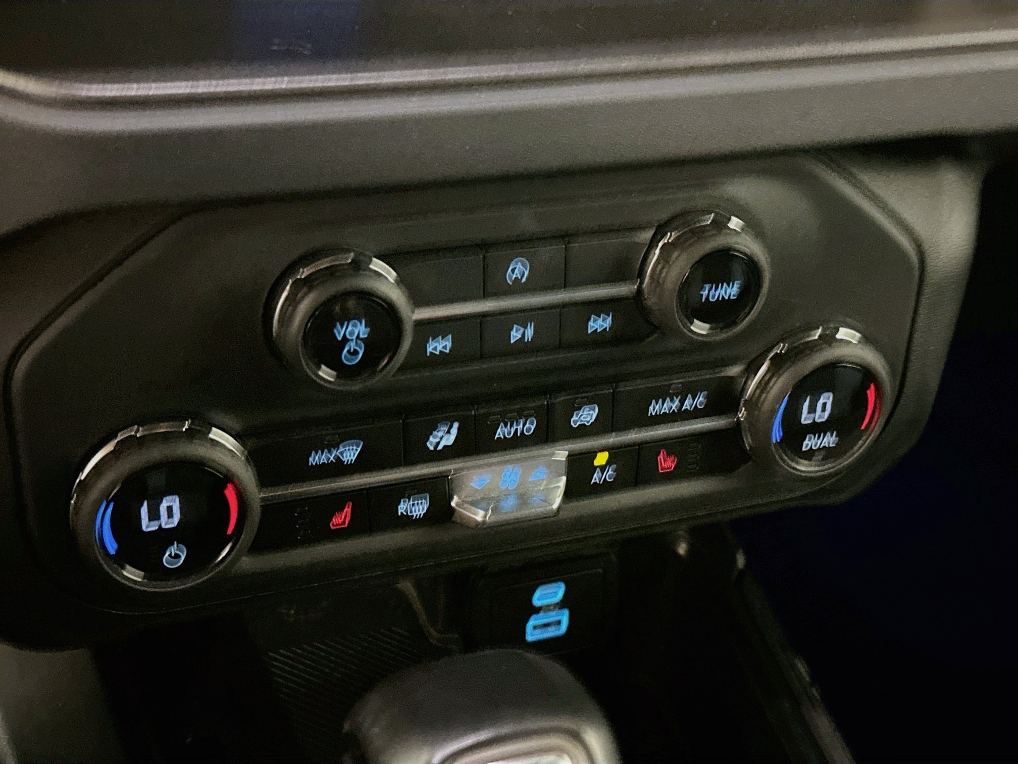 Used 2025 Ford Bronco Big Bend AWD/4WD image 24