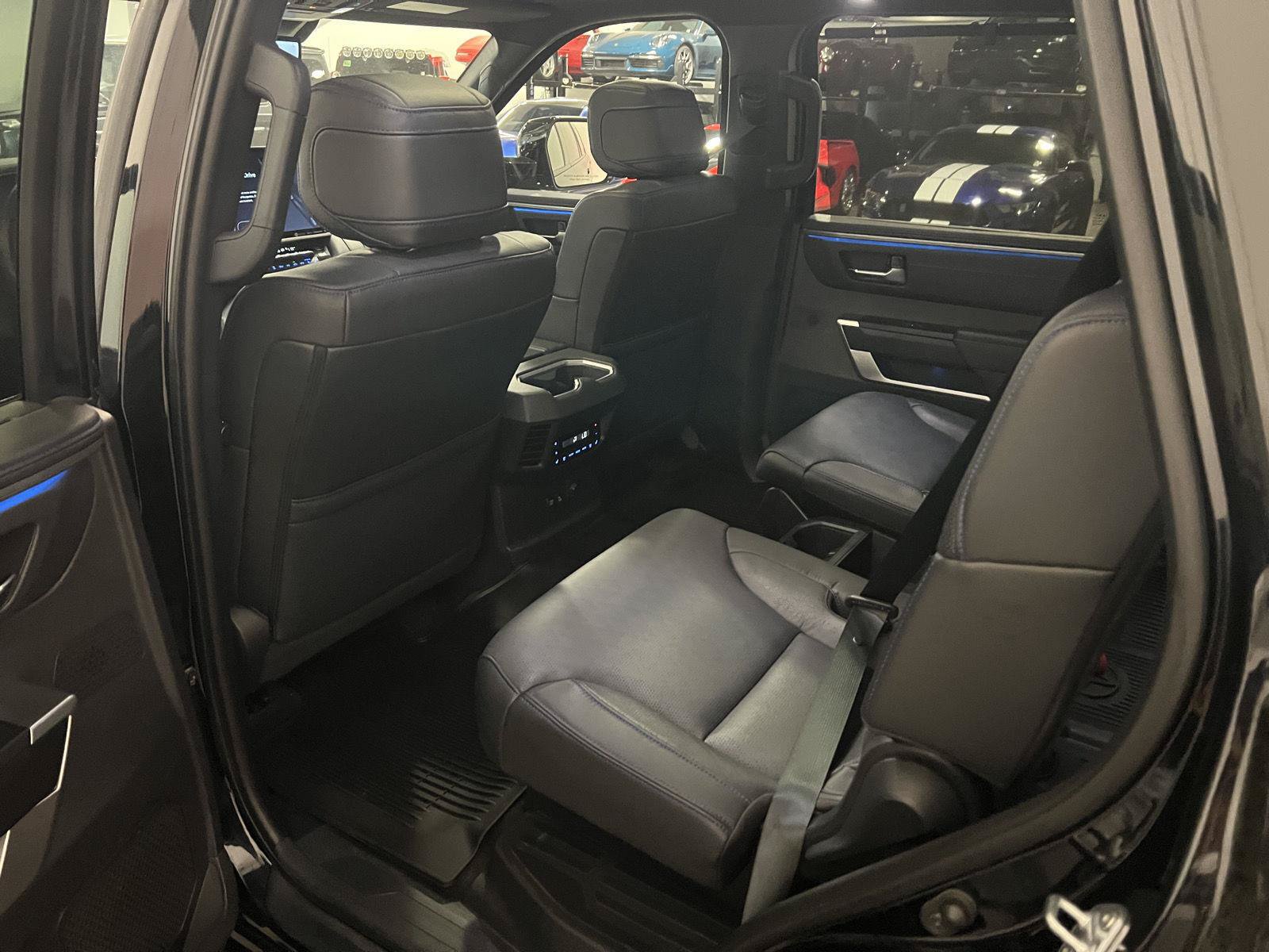 Used 2023 Toyota Sequoia Platinum AWD/4WD image 33