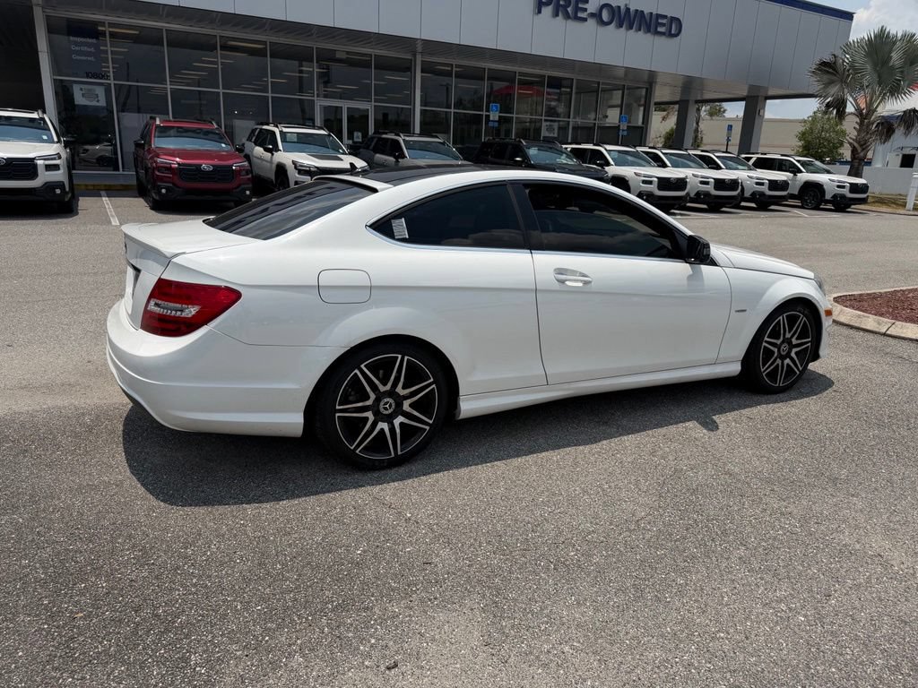 Used 2013 Mercedes-Benz C 250 Coupe image 3