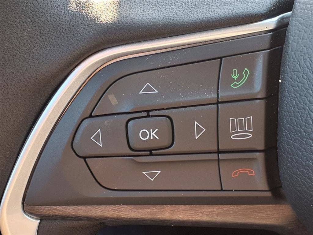 New 2025 Jeep Grand Cherokee Limited AWD/4WD image 8