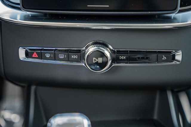 New 2026 Volvo XC90 B6 Ultra w/ Protection Package Premier image 22