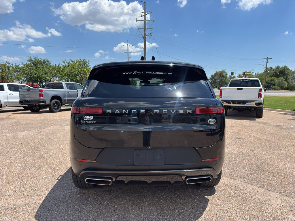 Used 2023 Land Rover Range Rover Sport SE AWD/4WD image 7