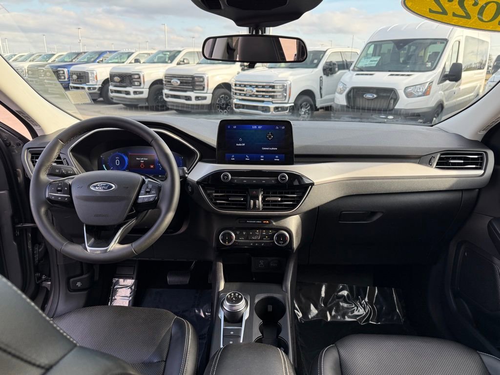Used 2022 Ford Escape SEL w/ Technology Package image 13