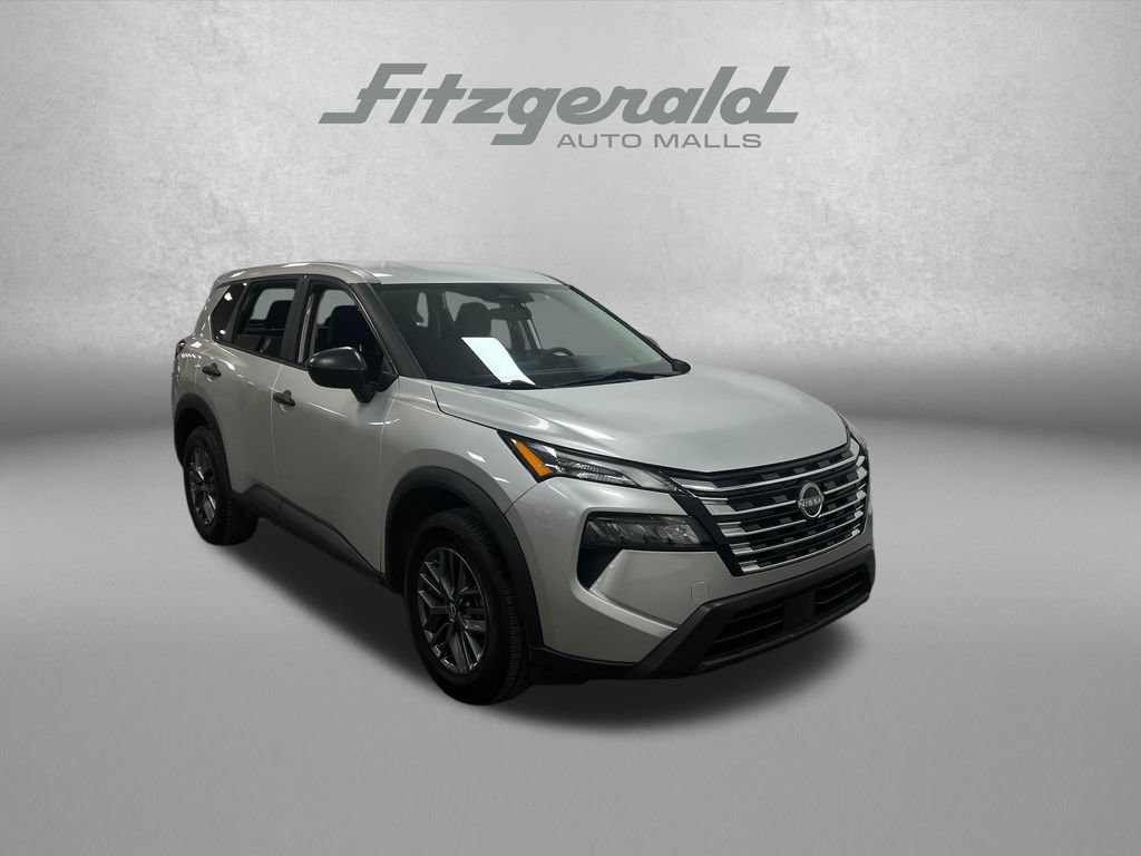 Used 2024 Nissan Rogue S FWD image 8