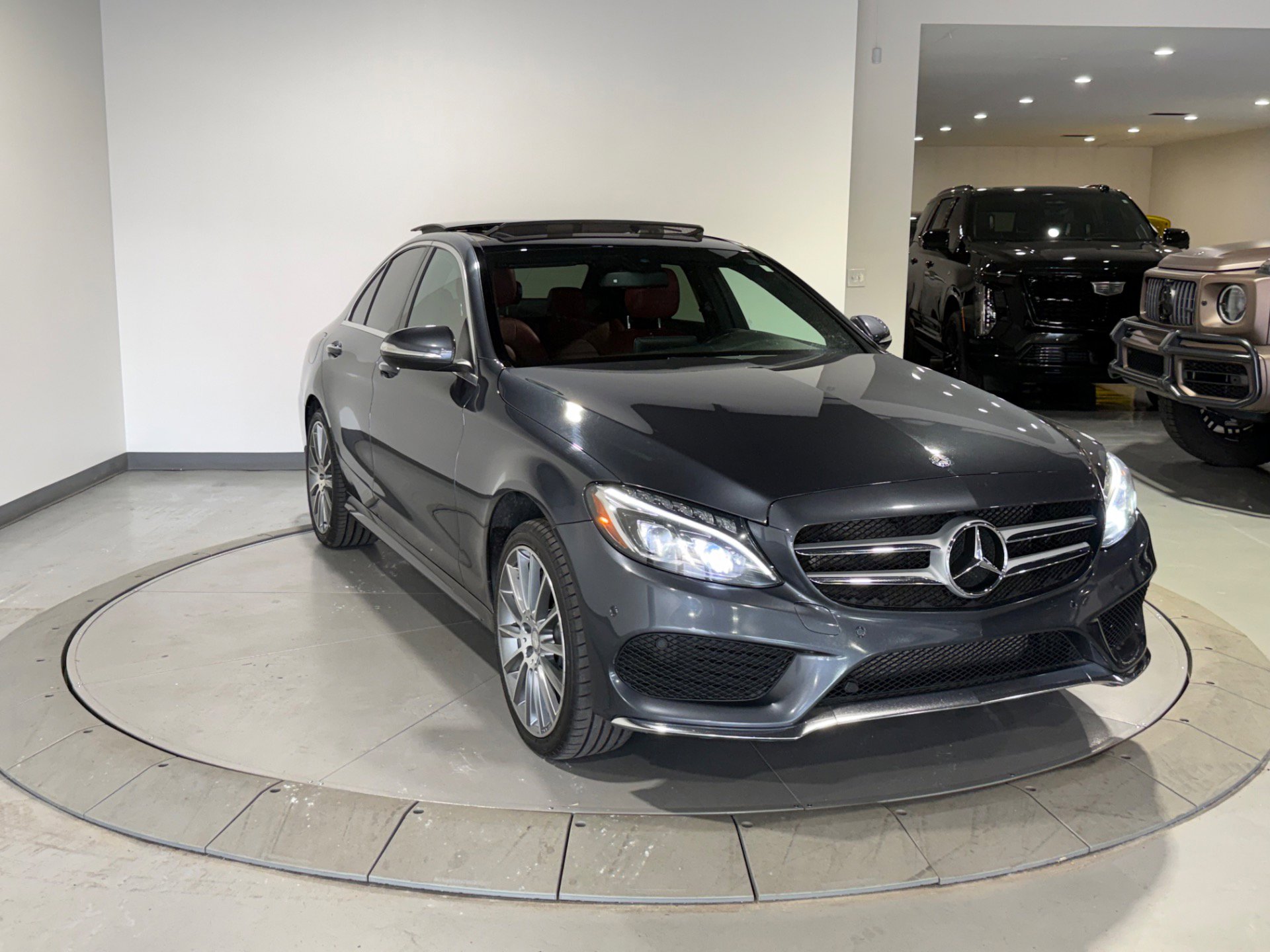 Used 2015 Mercedes-Benz C 400 4MATIC image 6
