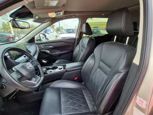 Used 2026 Nissan Rogue Platinum w/ Platinum Premium Package AWD/4WD image 19