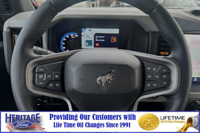 Used 2023 Ford Bronco Badlands w/ Sasquatch Package image 21