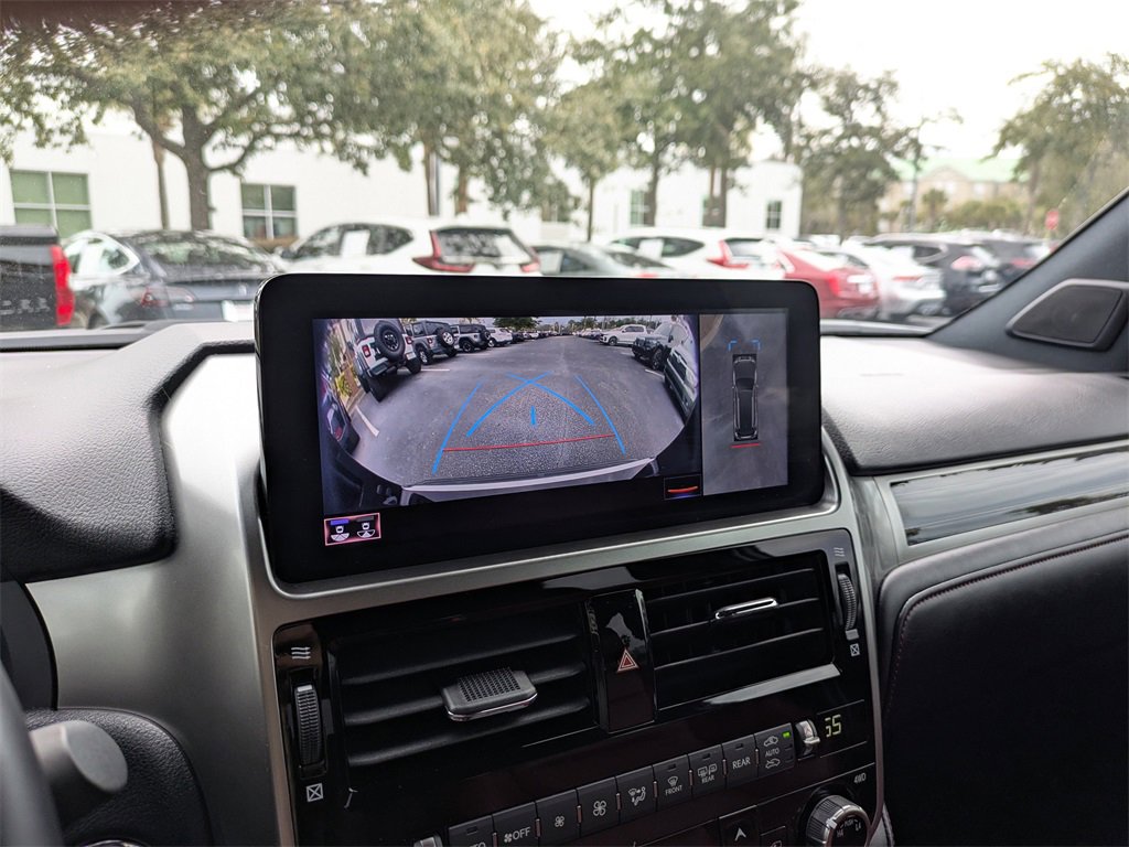 Used 2023 Lexus GX 460 Luxury w/ Accessory Package image 22