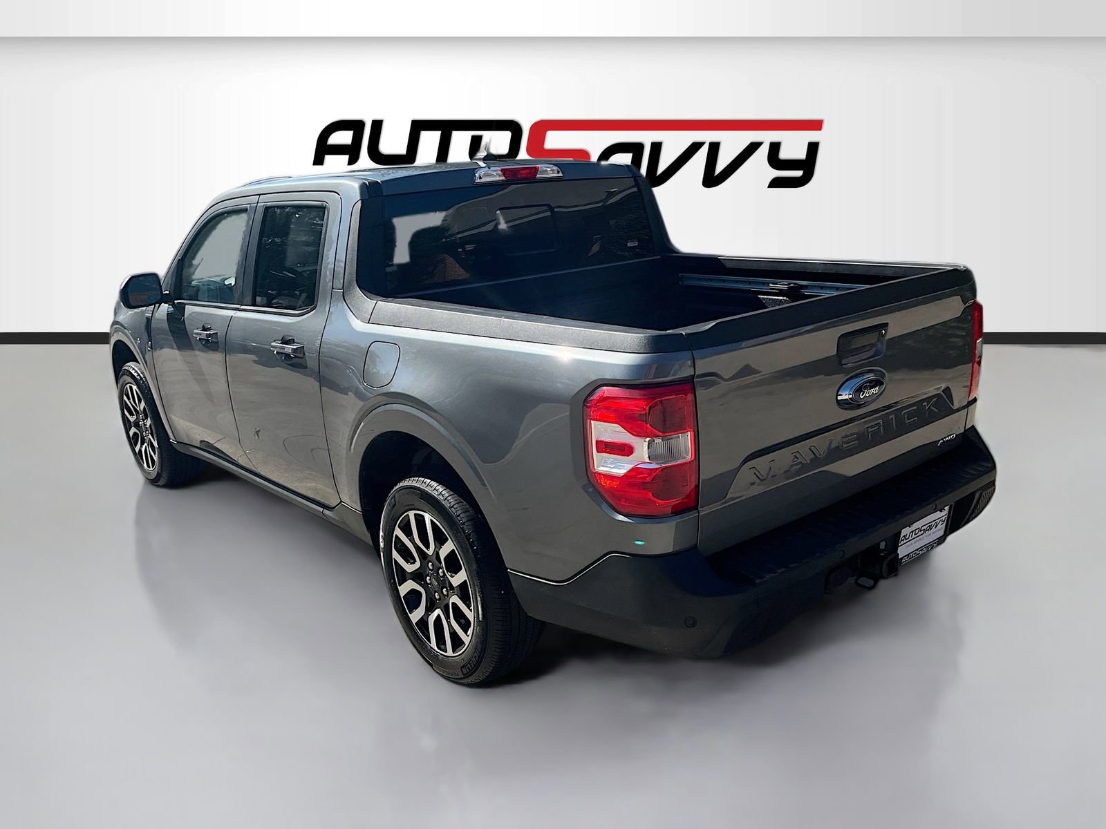 Used 2024 Ford Maverick Lariat AWD/4WD image 5