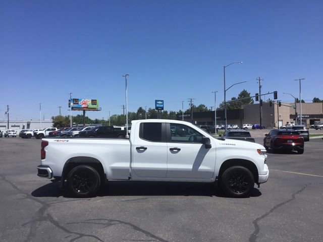 Used 2025 Chevrolet Silverado 1500 RST AWD/4WD image 2