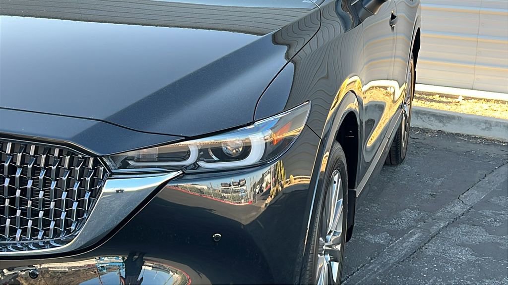 New 2025 MAZDA CX-5 Signature image 4