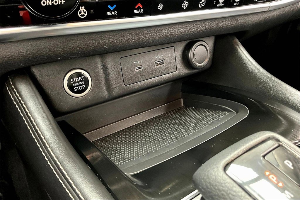 Used 2022 Nissan Rogue SL w/ SL Premium Package image 32