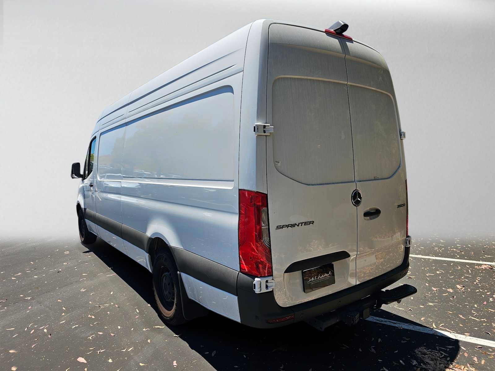 Used 2026 Mercedes-Benz Sprinter 2500 image 5