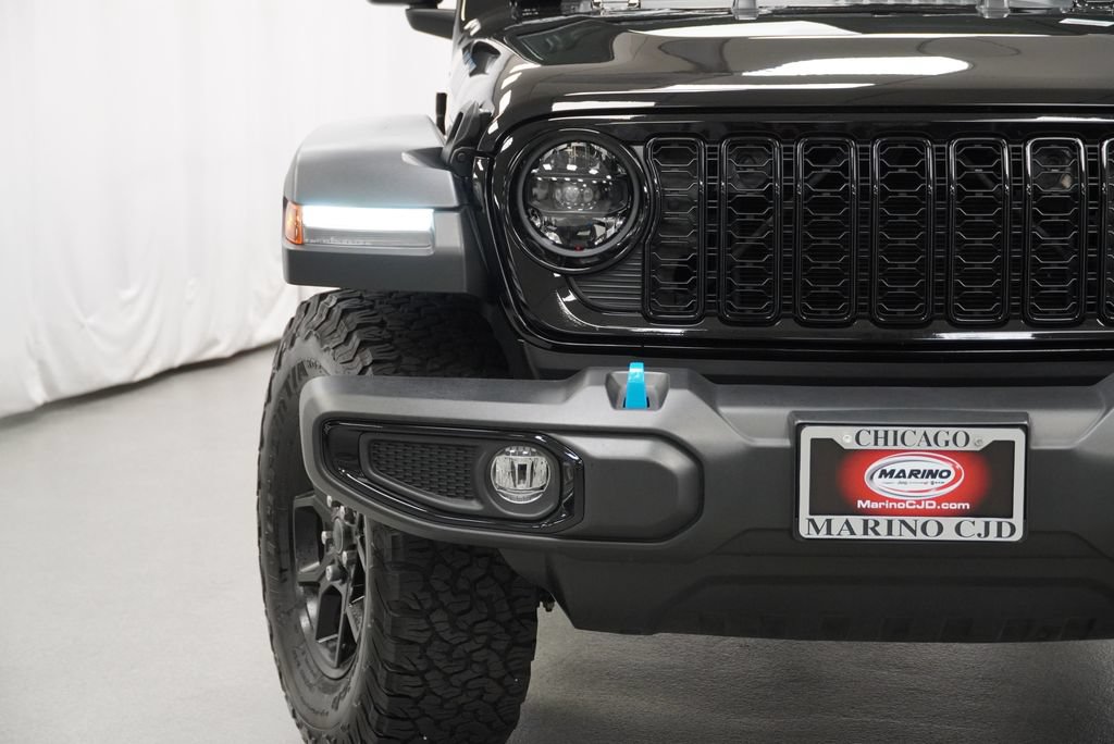 Used 2024 Jeep Wrangler Unlimited AWD/4WD image 6