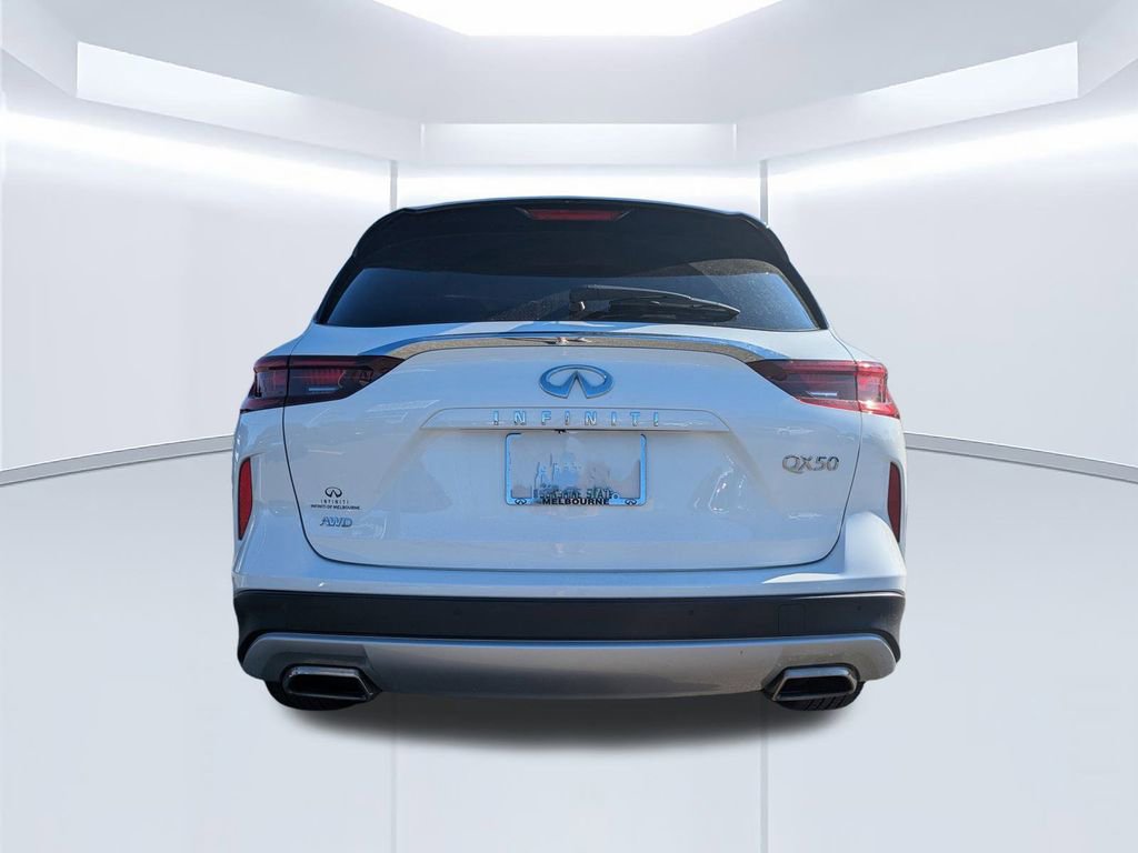 Certified 2025 INFINITI QX50 Luxe image 4