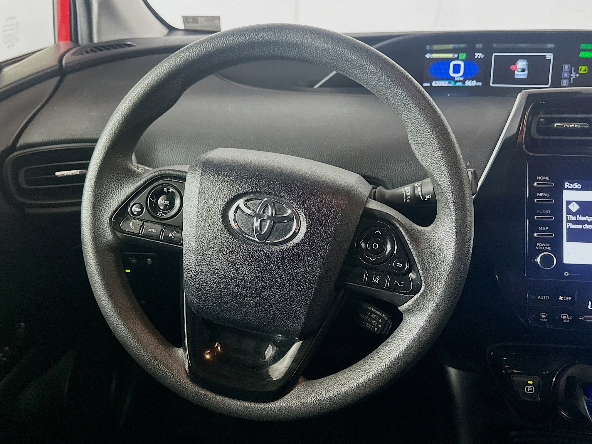 Used 2021 Toyota Prius LE FWD image 18