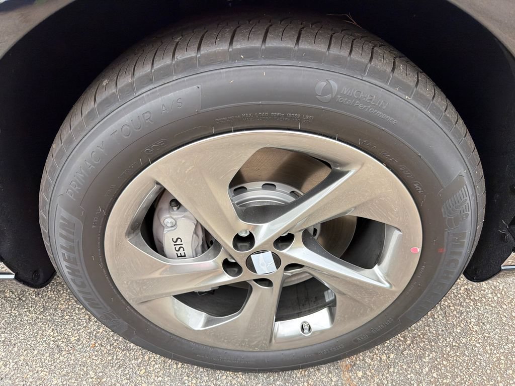 New 2027 Genesis GV70 2.5T AWD/4WD image 12