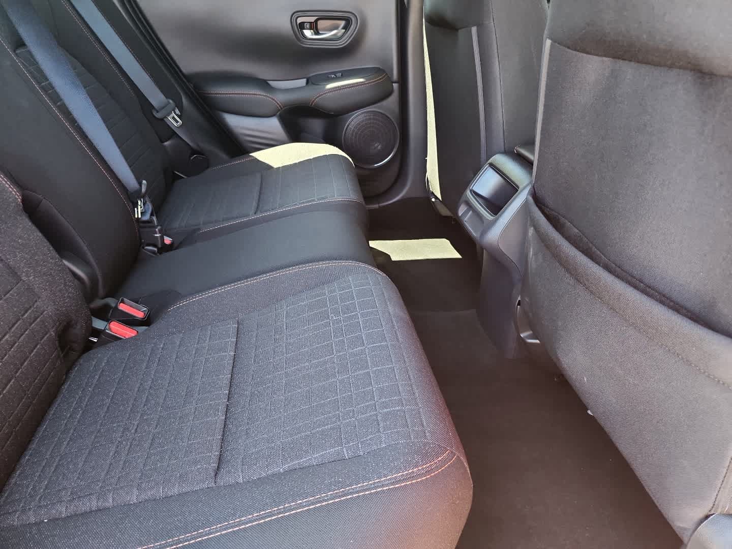 Used 2025 Honda HR-V Sport image 16
