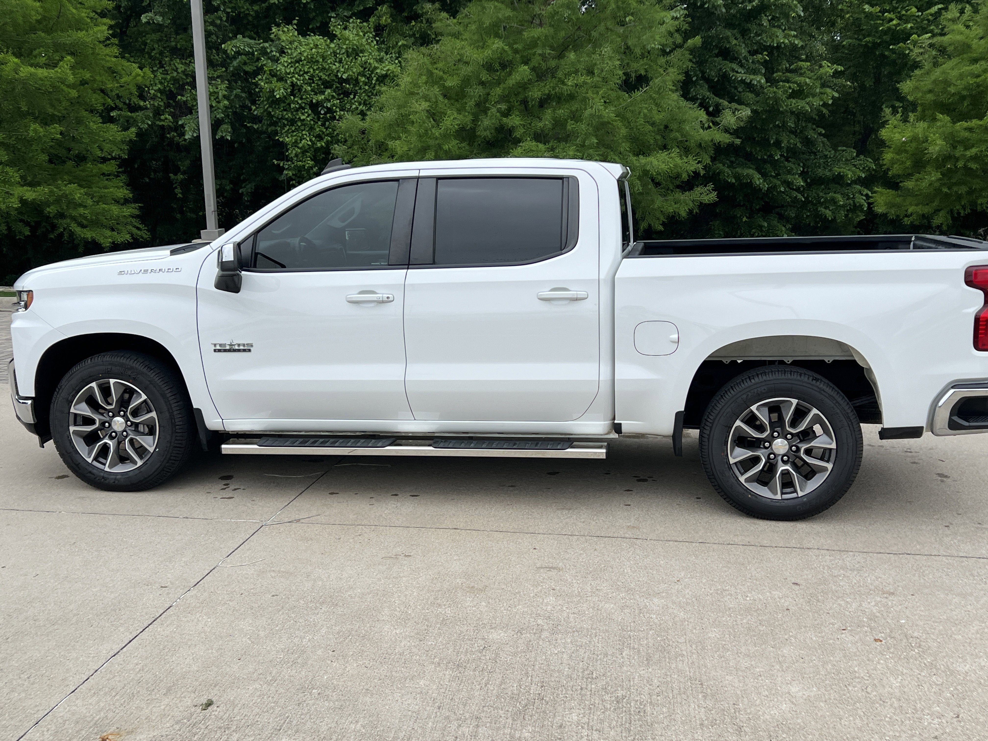 Used 2021 Chevrolet Silverado 1500 LT w/ Texas Edition Plus RWD image 7