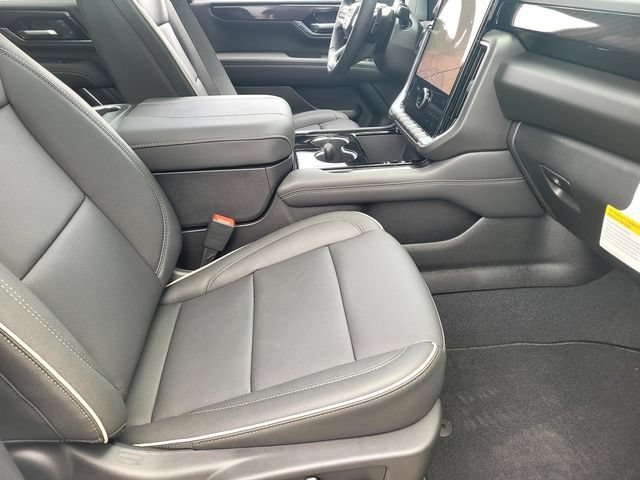 New 2026 GMC Yukon XL Elevation w/ Elevation Premium Package AWD/4WD image 13