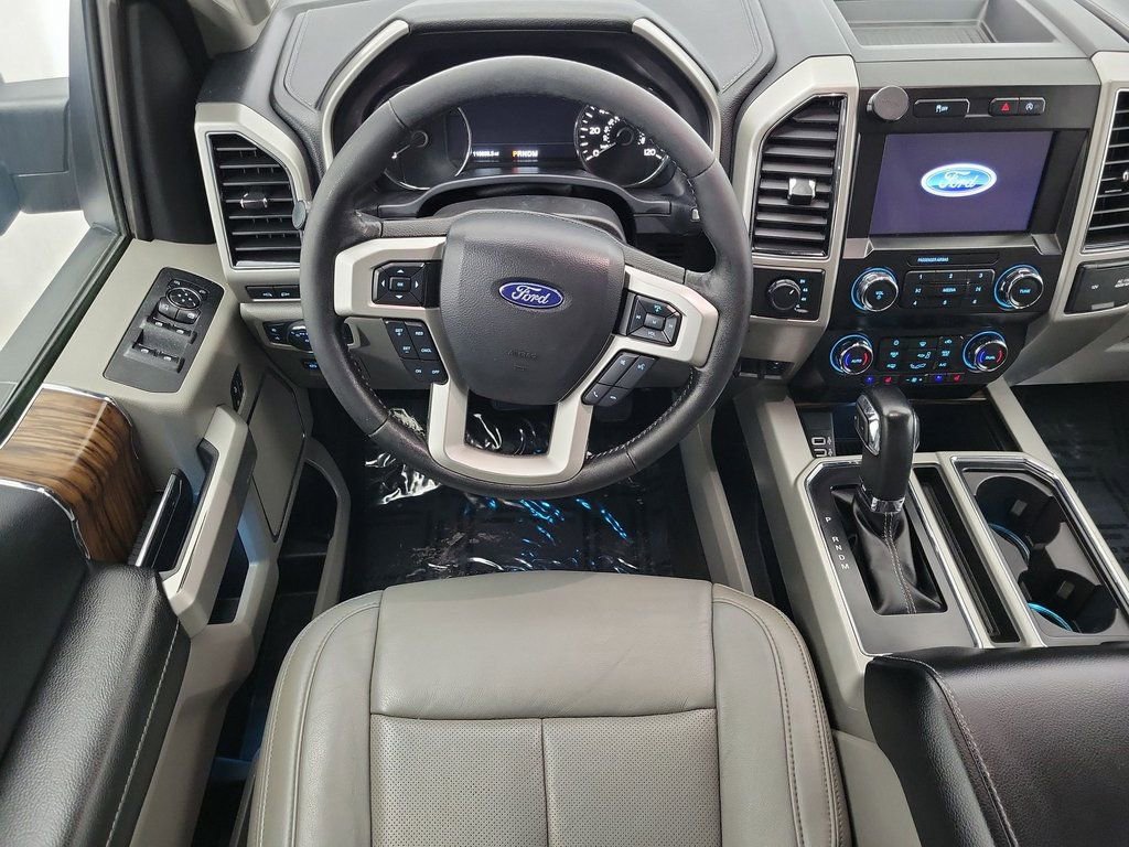 Used 2019 Ford F150 Lariat image 9
