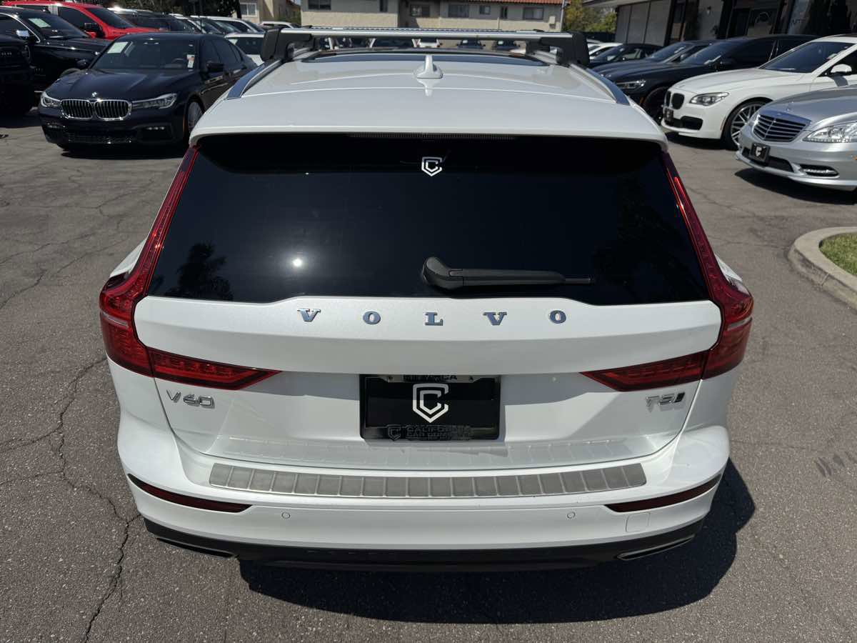 Used 2020 Volvo V60 T5 Cross Country w/ Protection Package Premier AWD/4WD image 5