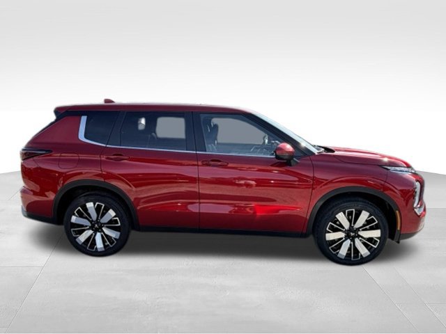 New 2026 Mitsubishi Outlander SE FWD image 6
