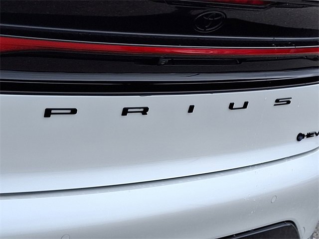 New 2025 Toyota Prius AWD image 11